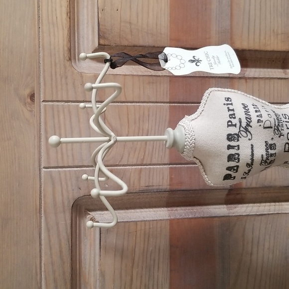 Tre Chic Mannequin Jewelry Holder by Sicura Italian Designs - Picture 2 of 13